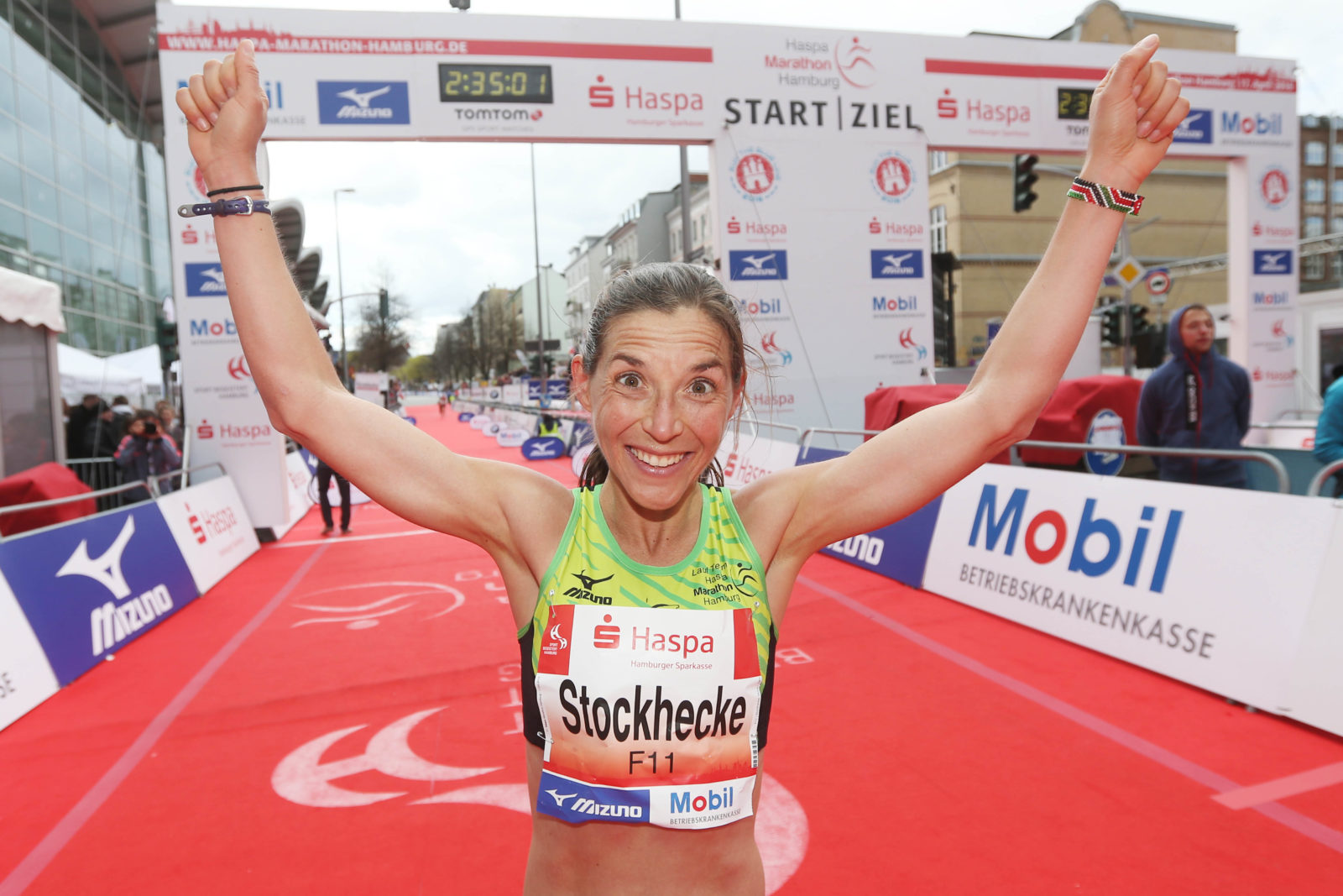 Mona Stockhecke pulverisiert Hamburger Marathonrekord