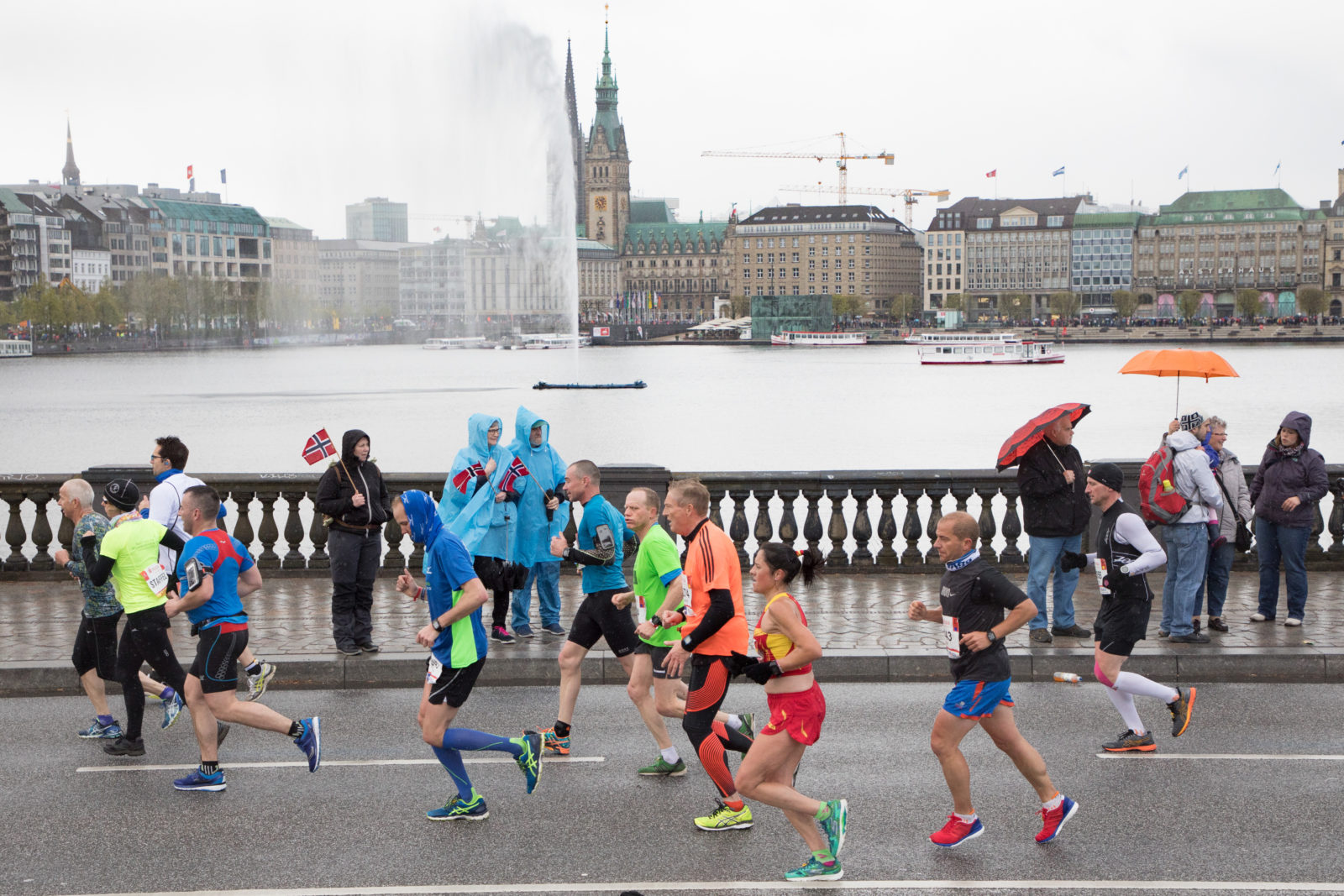 Der Haspa Marathon Hamburg im LaufReport Fachjournal
